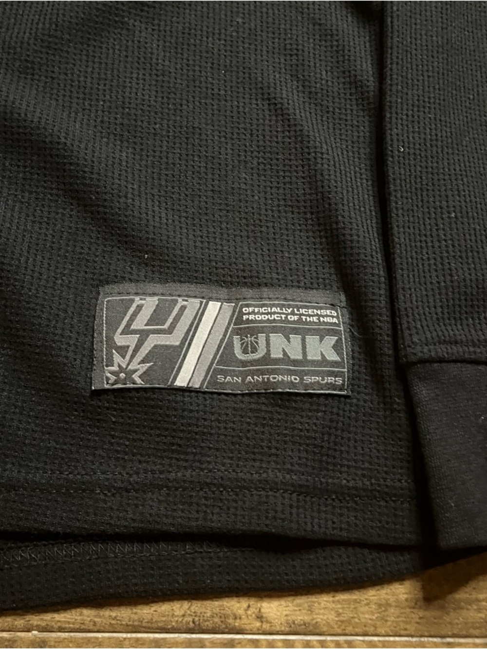 NWT San Antonio Spurs Long Sleeve - Picture 2 of 7